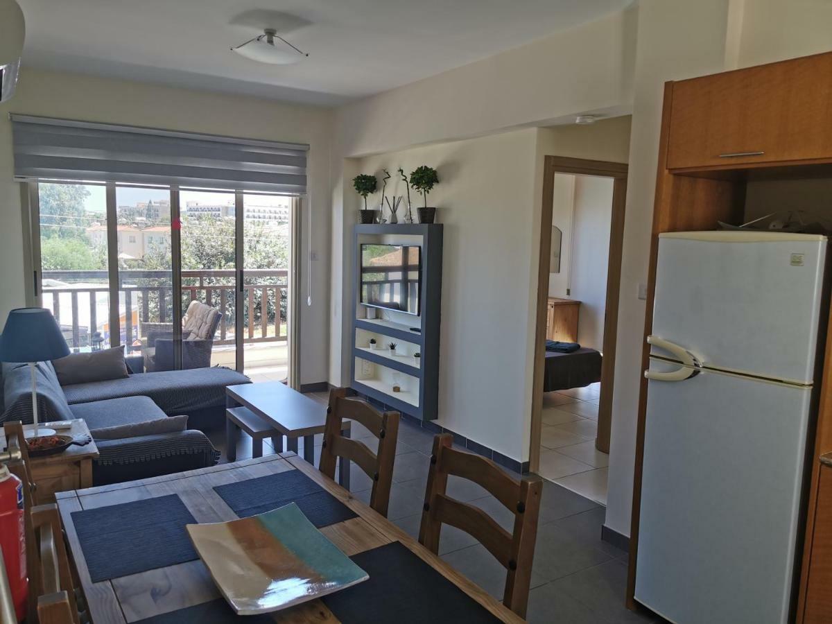Sea View Apartment 普罗塔拉斯 外观 照片