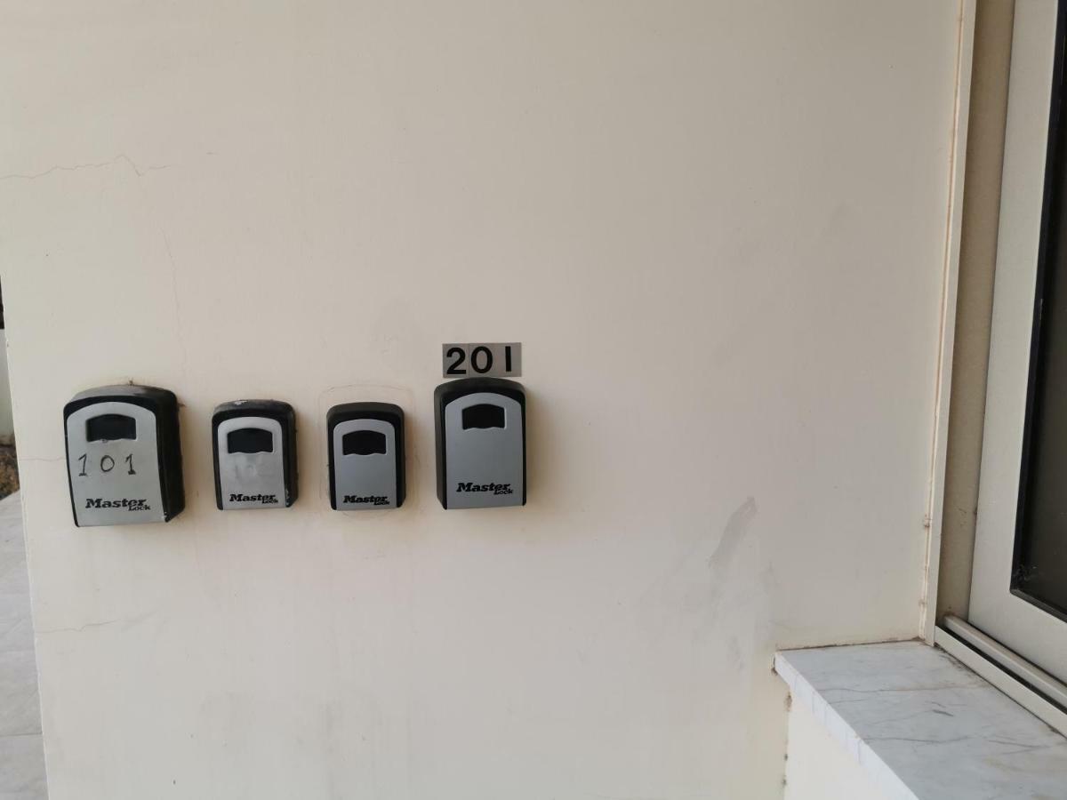 Sea View Apartment 普罗塔拉斯 外观 照片