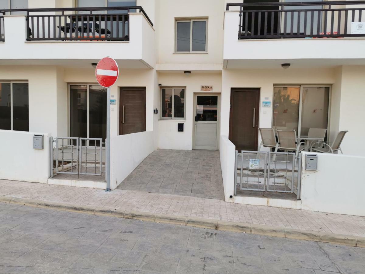 Sea View Apartment 普罗塔拉斯 外观 照片
