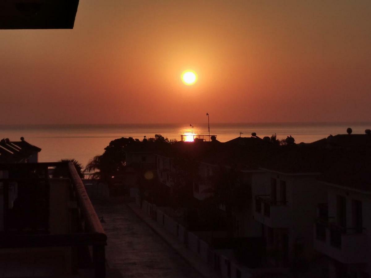 Sea View Apartment 普罗塔拉斯 外观 照片